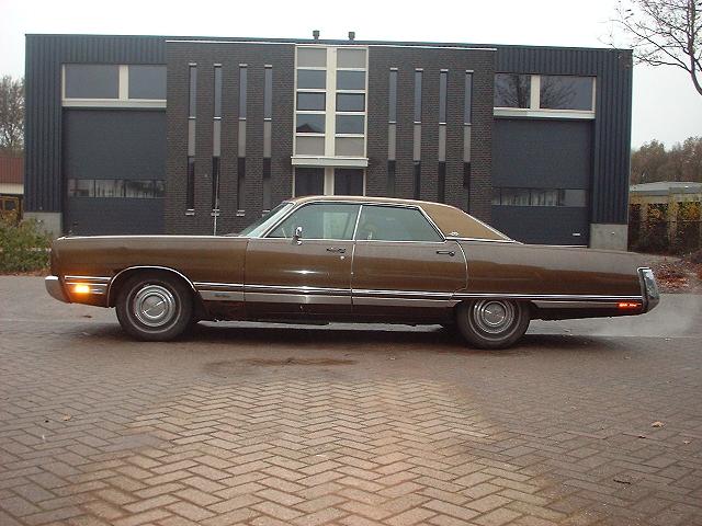 1972 Chrysler New Yorker Brougham 7.2 picture