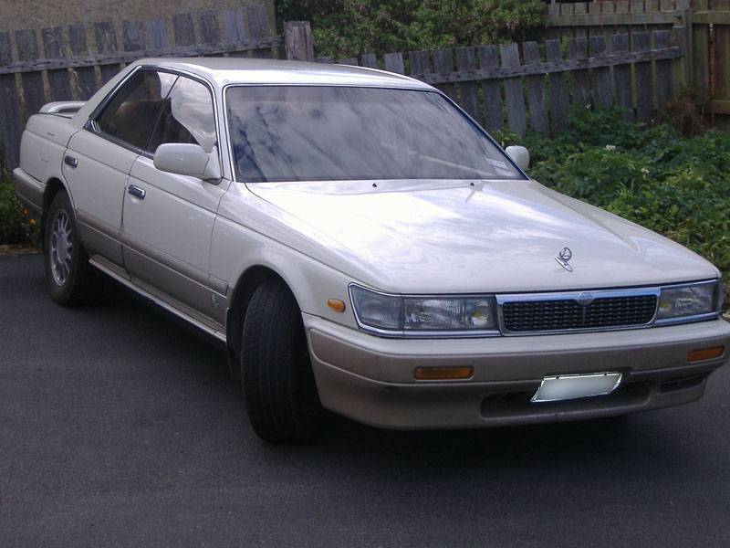 1990 Nissan Laurel C33 picture