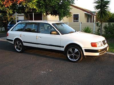 A 1994 Audi  