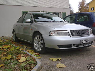 A 1995 Audi  