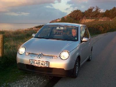 A 2000 Volkswagen  