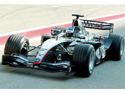 McLaren F1 2003 