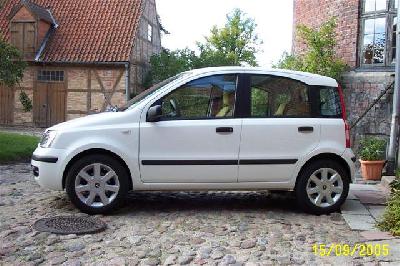 A 2005 Fiat  