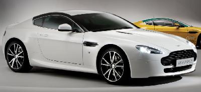 Aston Martin Vantage V8 S 2011 