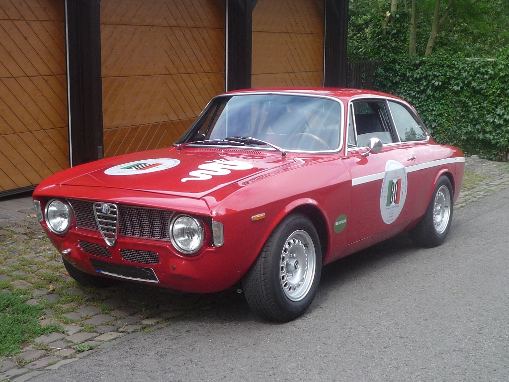 1968 Alfa Romeo GTA 1300 Junior picture