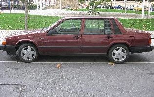 A 1989 Volvo  
