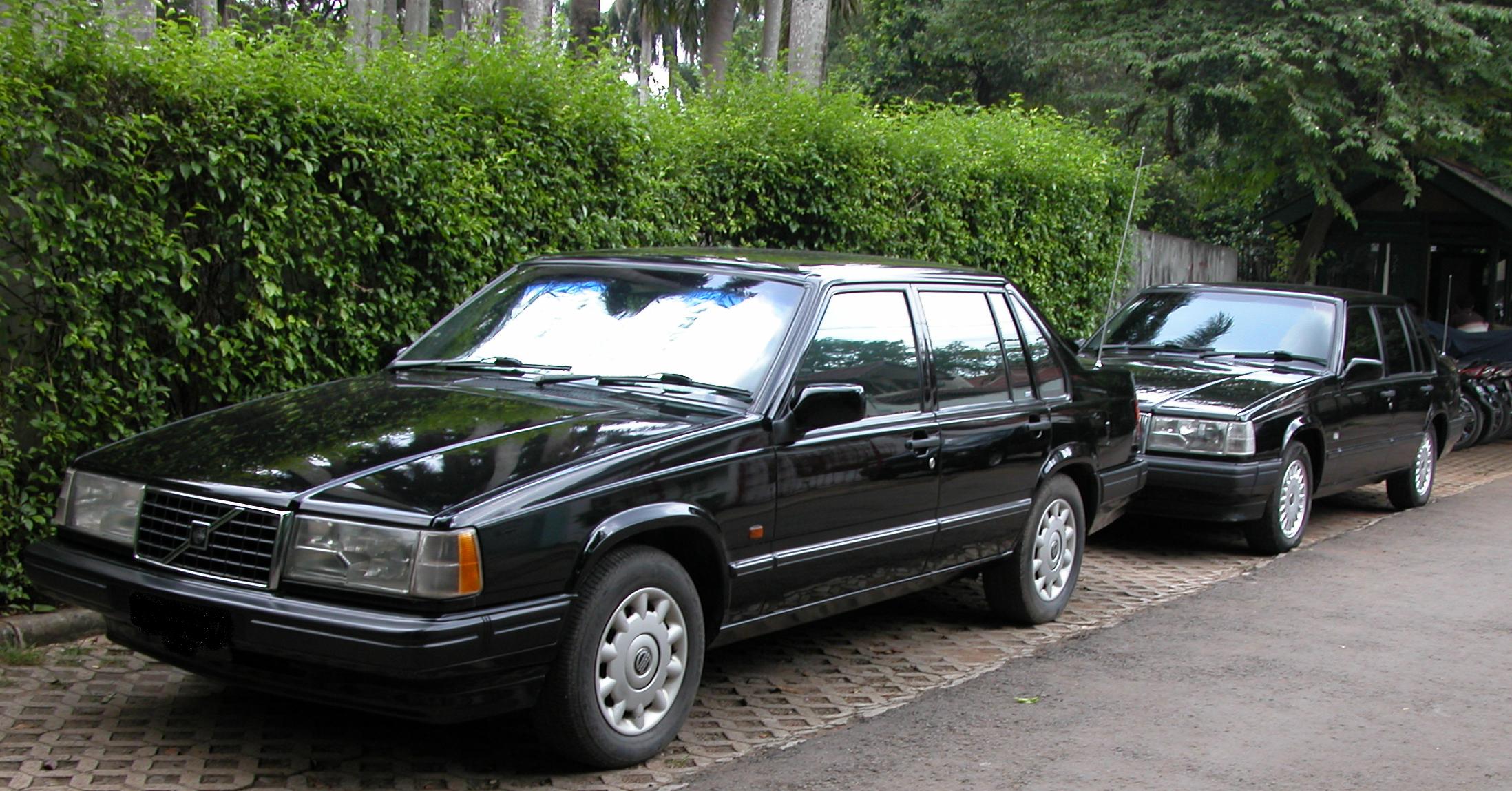 1990 Volvo 940 Turbo picture