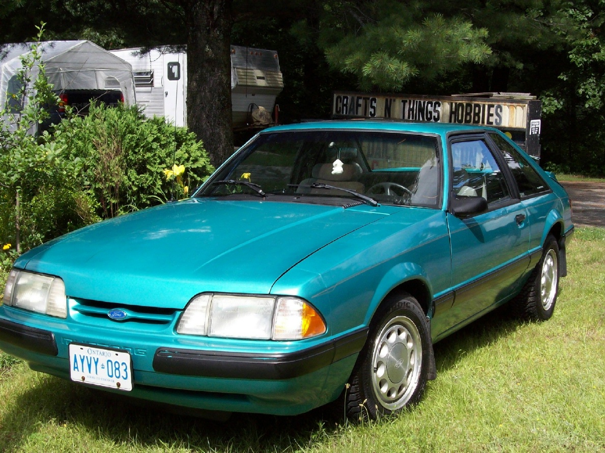 1992 Ford Mustang picture