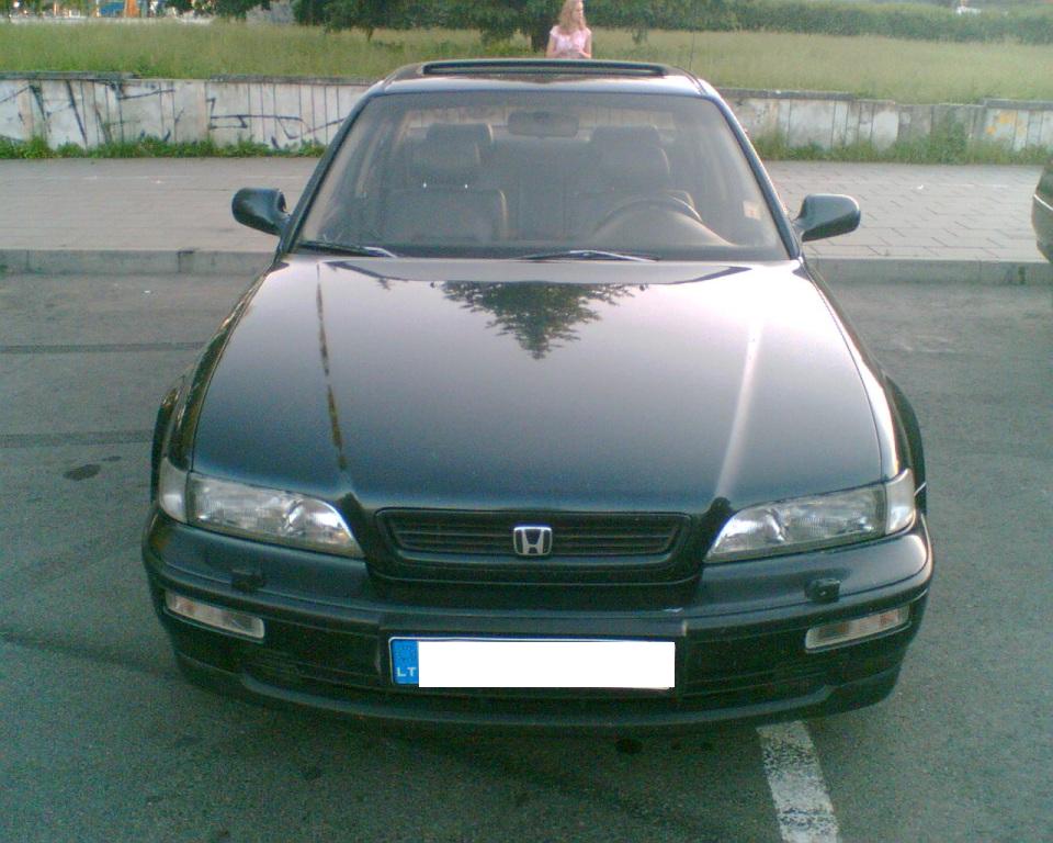 1993 Honda Legend Sedan picture