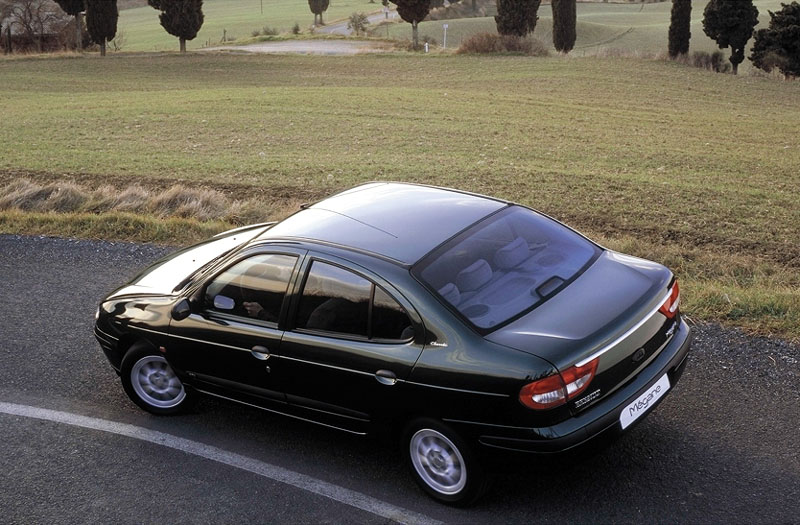 1999 Renault Megane picture