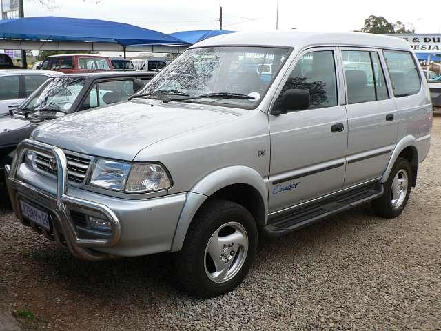 2000 Toyota RAV4 picture