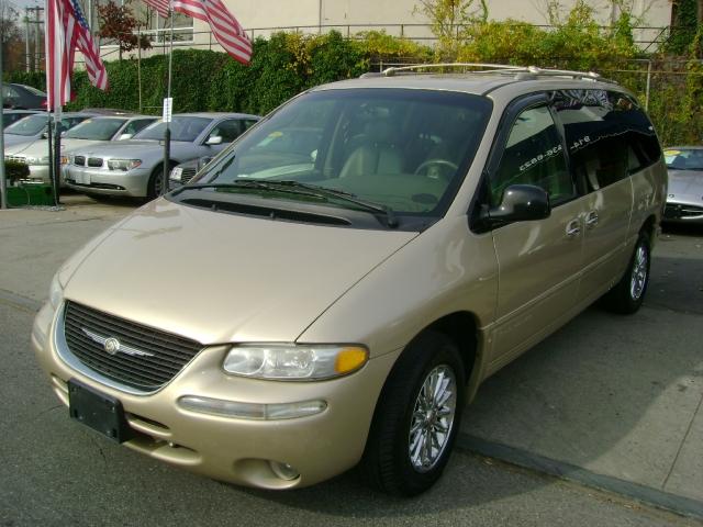 2000 Chrysler Grand Voyager picture