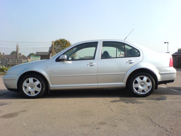 2000 Volkswagen Bora picture