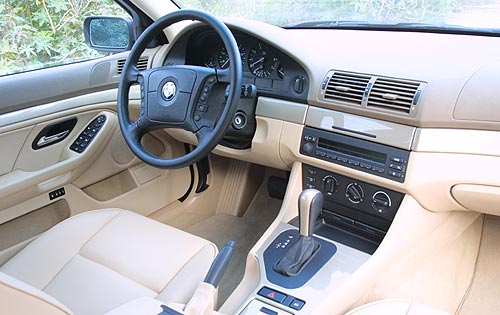 2001 BMW 325 Compact picture