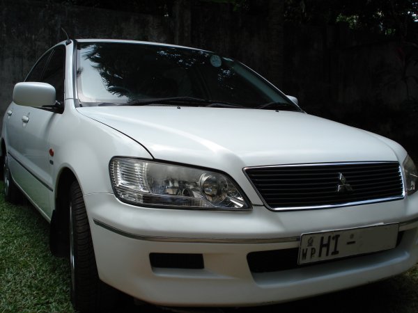 2001 Mitsubishi Lancer 1.8 Cedia picture