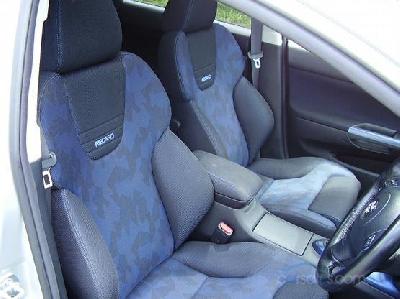 2002 Toyota Caldina 2.0 picture