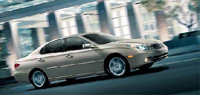 A 2005 Lexus ES 