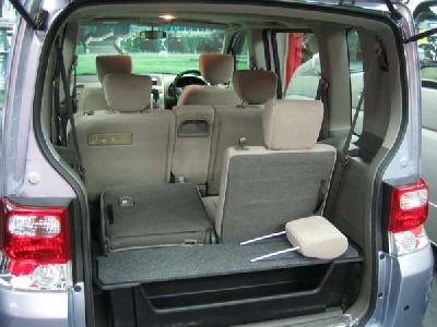 A 2005 Honda Mobilio 