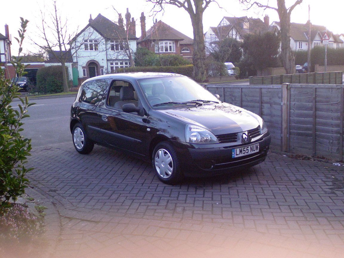 2005 Renault Clio picture