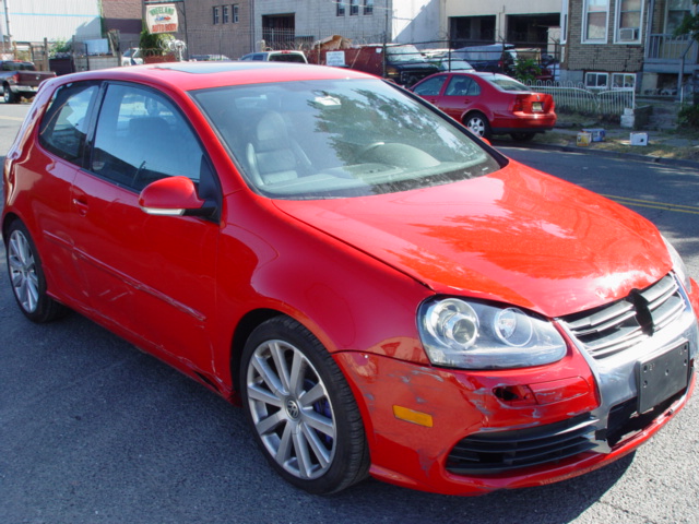 2008 Volkswagen R32 picture