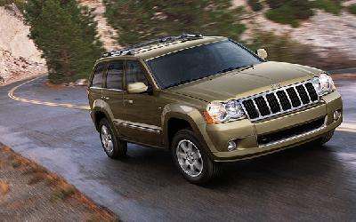 A 2009 Jeep Grand Cherokee 