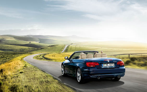 2010 BMW 320i Cabriolet picture