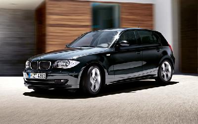 2010 BMW 130i picture