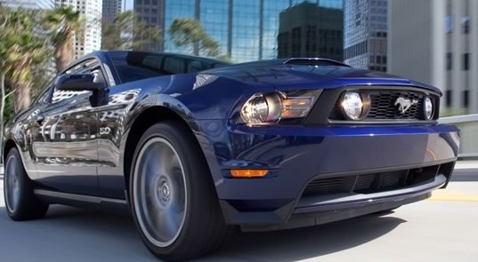 2010 Ford Mustang V6 Premium Coupe picture