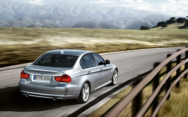 2010 BMW 320d picture