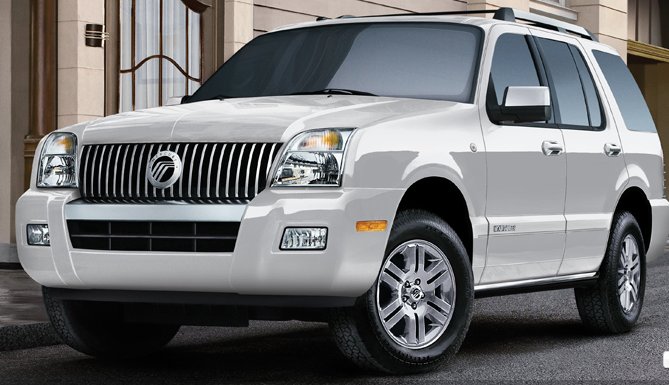 2010 Mercury Mountaineer picture