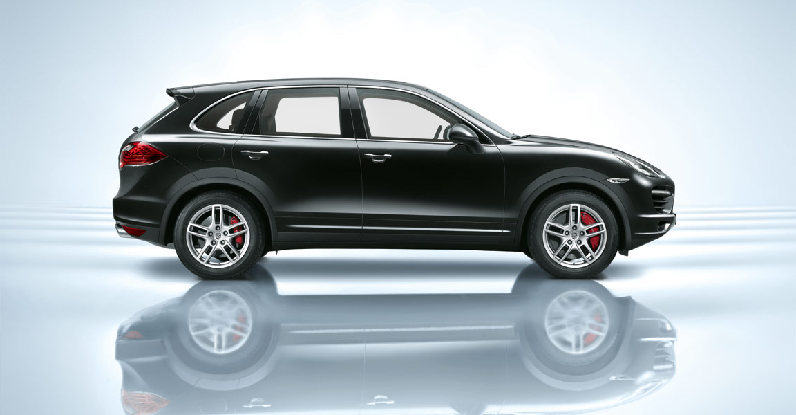 2010 Porsche Cayenne Turbo S picture