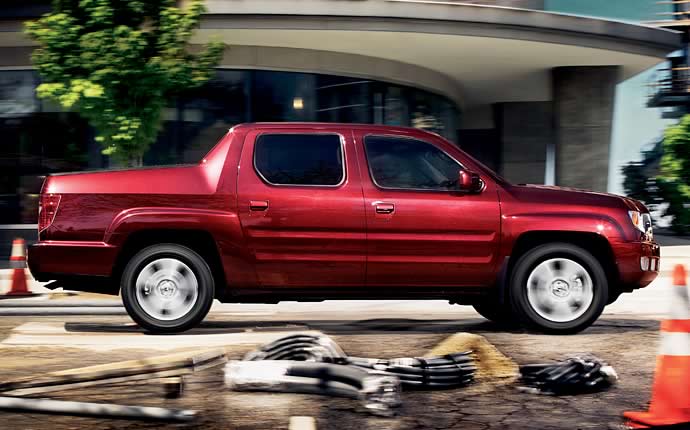 2010 Honda Ridgeline RT picture