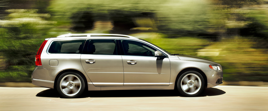 2010 Volvo V70 picture