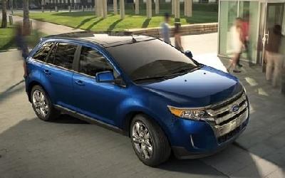 A 2010 Ford Edge 