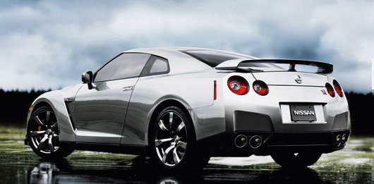 2010 Nissan GT-R picture