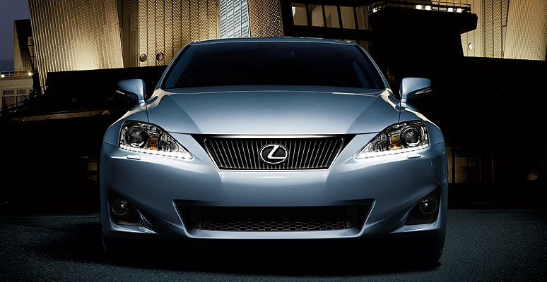 2011 Lexus IS 220d picture