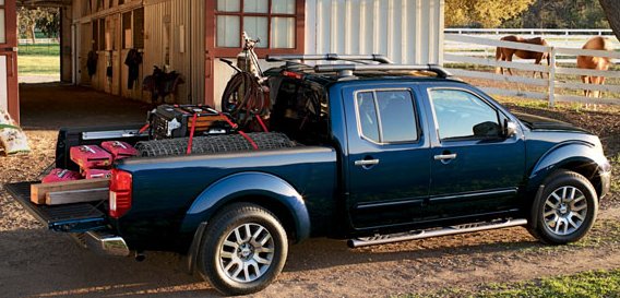 2011 Nissan Frontier Crew Cab Pro-4X 4x4 picture