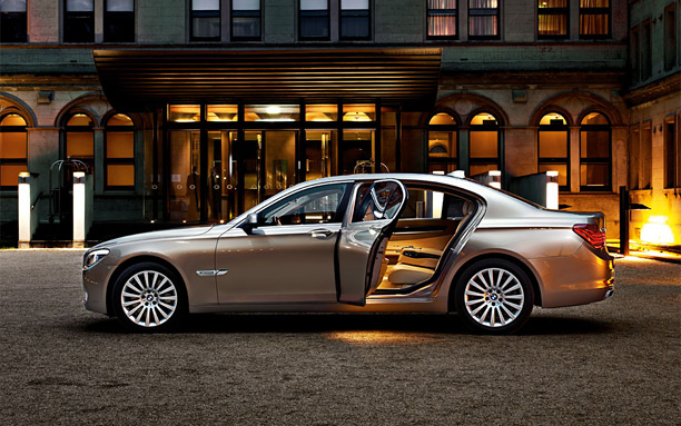 2011 BMW 750i xDrive picture