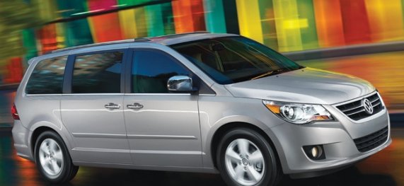 2011 Volkswagen Routan picture