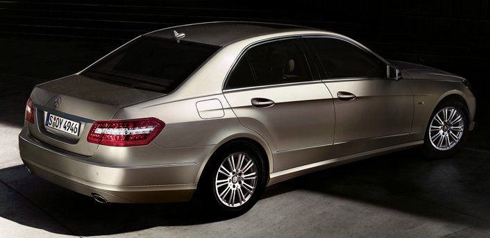 2011 Mercedes-Benz E 220 CDi BlueEfficiency picture