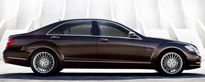 2011 Mercedes-Benz S 500 4Matic picture